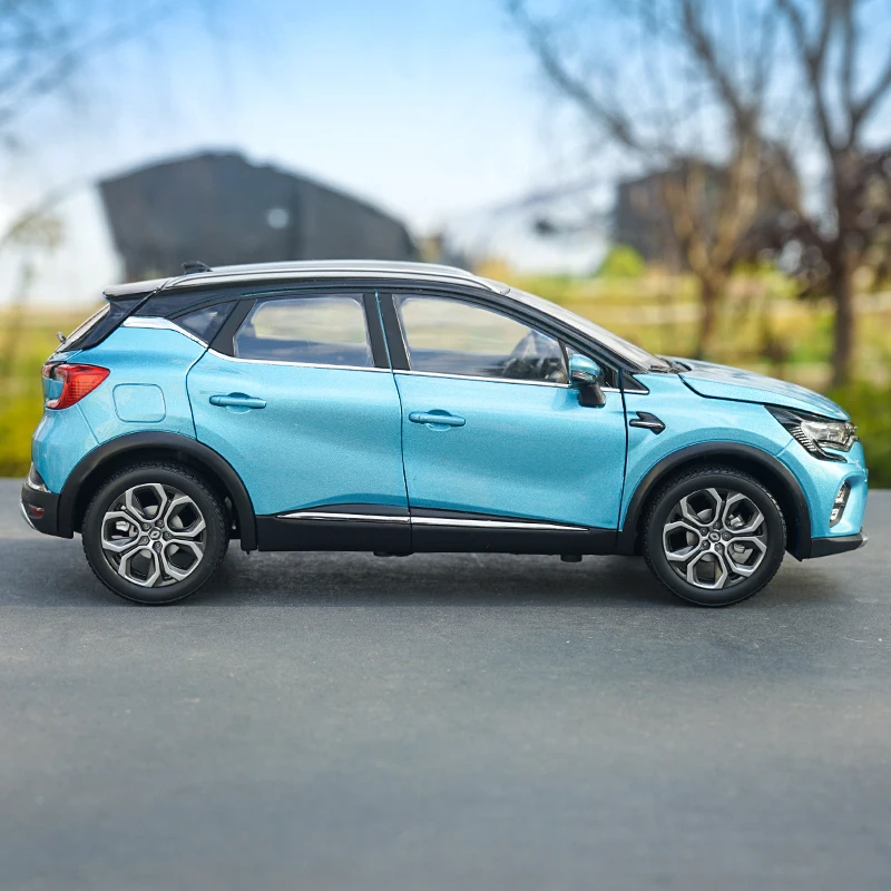 1:18 Renault Captur Diecast SUV Model 3 1:18 Renault Captur Diecast SUV Model - Image 3