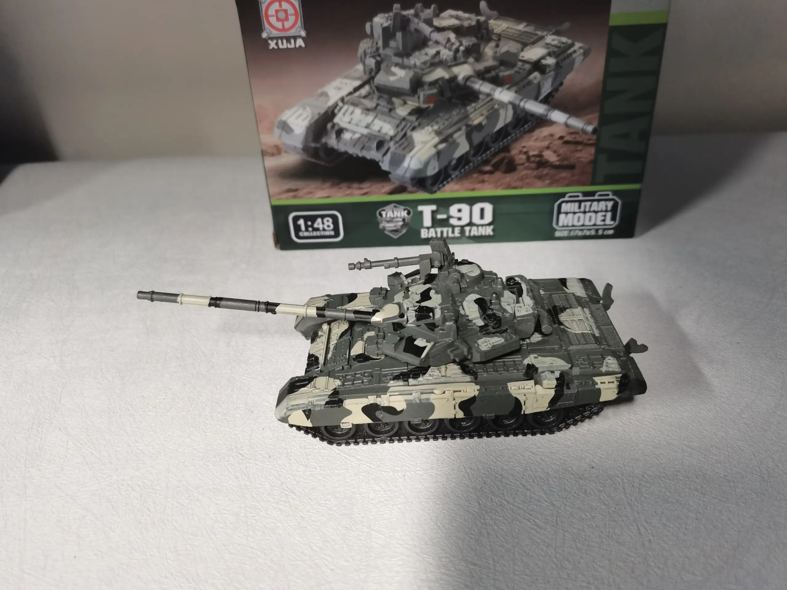 1/48 Scale Russian T90 Tank Model Assembly 2 1/48 Scale Russian T90 Tank Model Assembly - Image 2