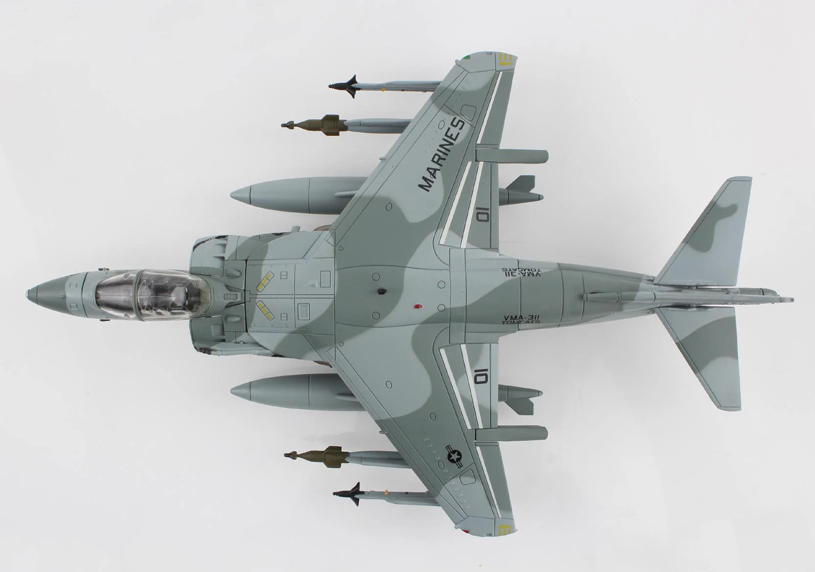 1/72 Scale AV-8B Harrier II Model Aircraft 5 1/72 Scale AV-8B Harrier II Model Aircraft - Image 5