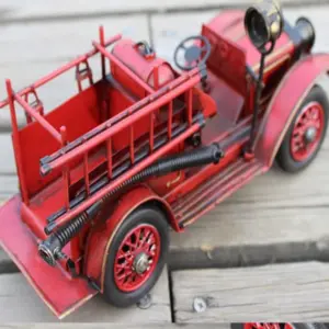 Redness Vintage Fire Truck Model Figurine 8 S04296781adc149fea2700b558fe51843D