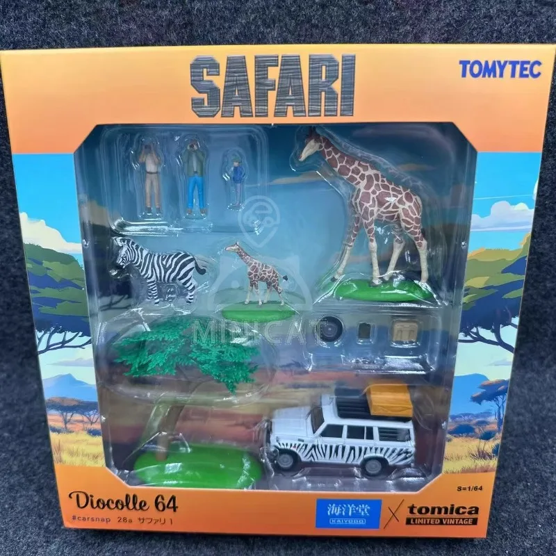 Toyota Landcruiser 1:64 Diecast Model with Accessories 2 Toyota Landcruiser 1:64 Diecast Model with Accessories - Image 2