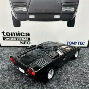 Lamborghini Countach LP400 Diecast Model 1:64 Scale 9 S08ca656558404432990b79d2661881619