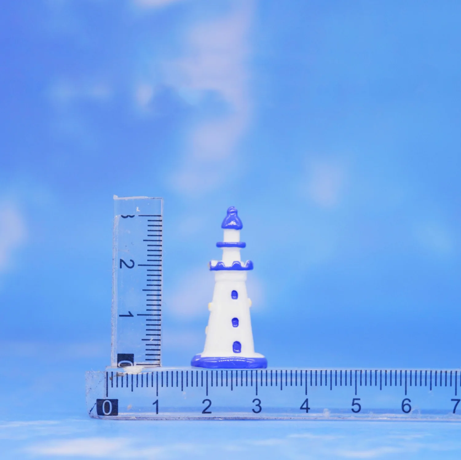 Resin Beach Diorama with Miniature Figures 9 Resin Beach Diorama with Miniature Figures - Image 9