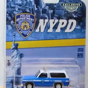 1967 Chevrolet Impala Sport Sedan 1:64 Model Car 39 S09b2629d268b442393e9f007d5f4b53eg 1