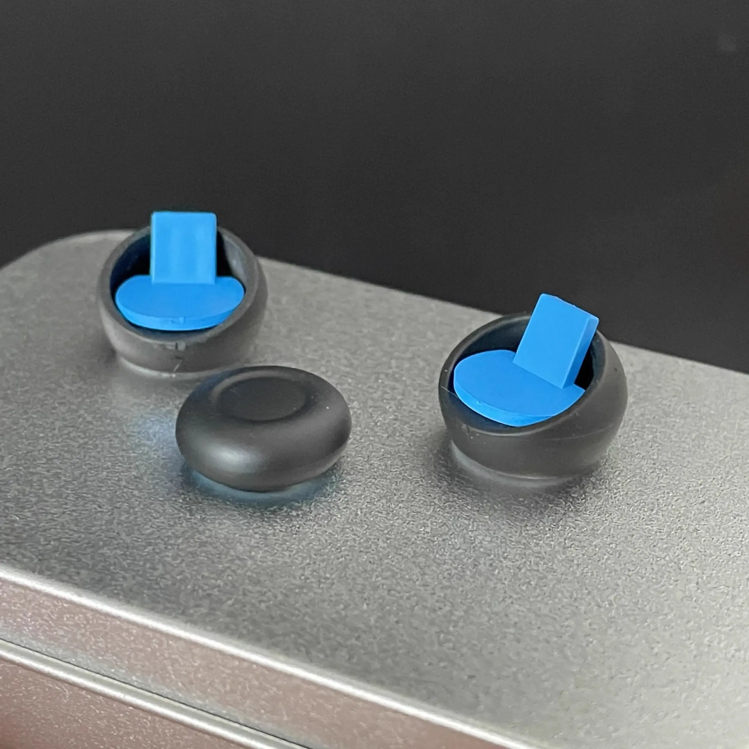 1/64 Scale Garage Diorama Model Display 5 1/64 Scale Garage Diorama Model Display - Image 5