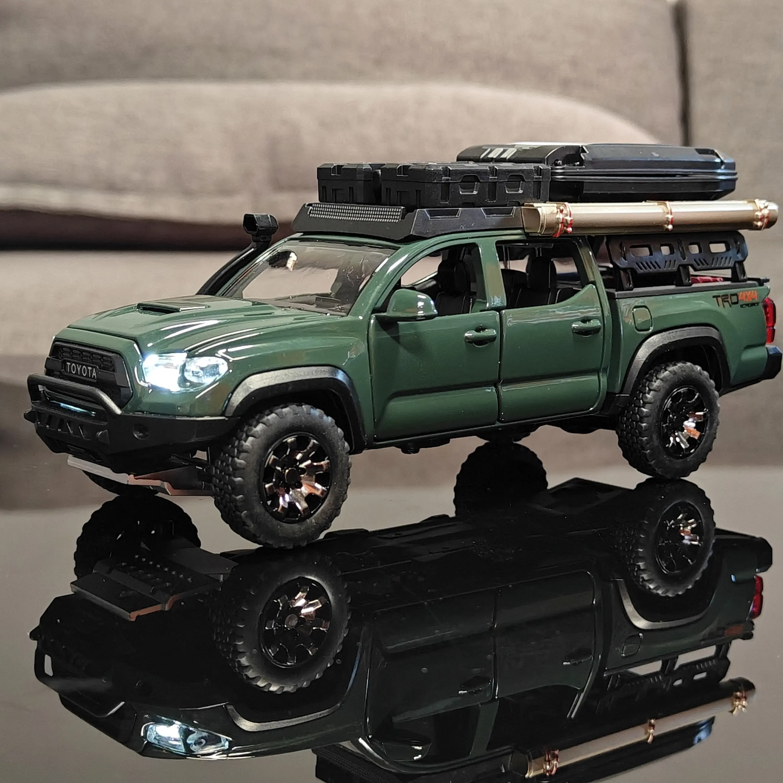 1:32 Scale Toyota Tacoma TRO Off Road Truck 22 1:32 Scale Toyota Tacoma TRO Off Road Truck - Image 22