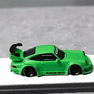 1/64 Scale Diecast Porsche 930 Model in Green 11 S0dcda0c03cdb4984a3cc477c912d33c4r
