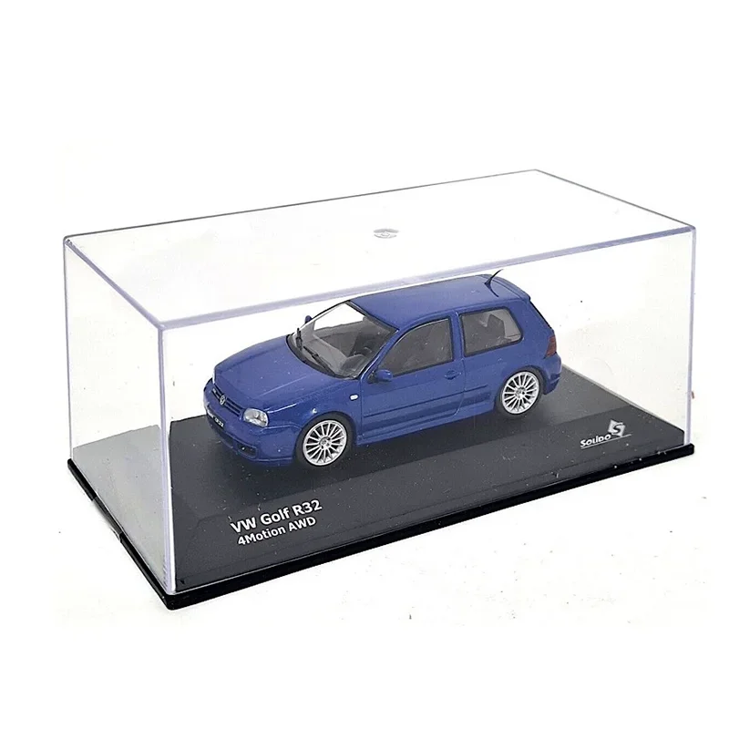 1:43 Scale Volkswagen Golf IV R32 Model 2 1:43 Scale Volkswagen Golf IV R32 Model - Image 2