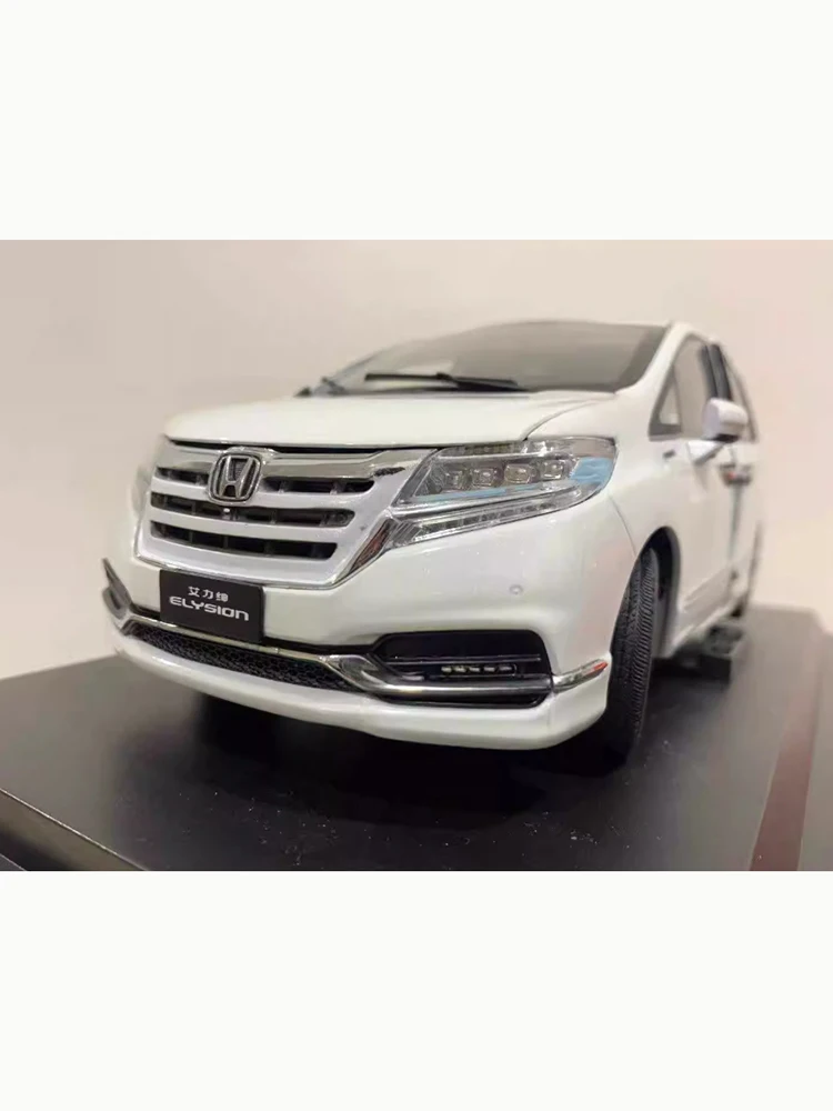 Dongfeng Elysion 2020 1:18 Scale Alloy Model 7 Dongfeng Elysion 2020 1:18 Scale Alloy Model - Image 7