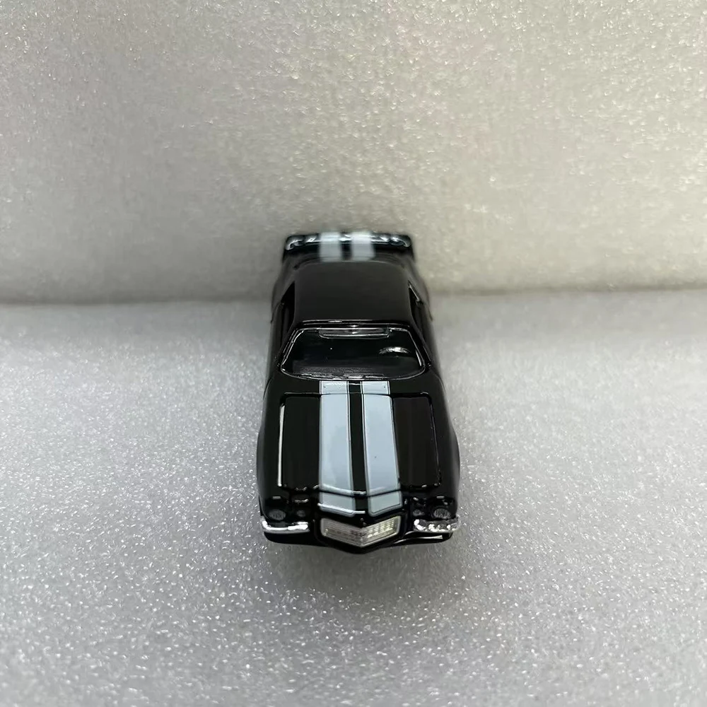 1971 Camaro Z/28 1:64 Scale Die-Cast Model 2 1971 Camaro Z/28 1:64 Scale Die-Cast Model - Image 2