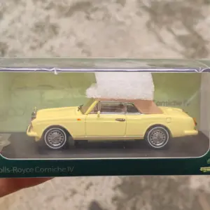 Rolls Royce Corniche IV 1:64 Scale Model 29 S127c1aa103c6468cb3e68152c5862469h