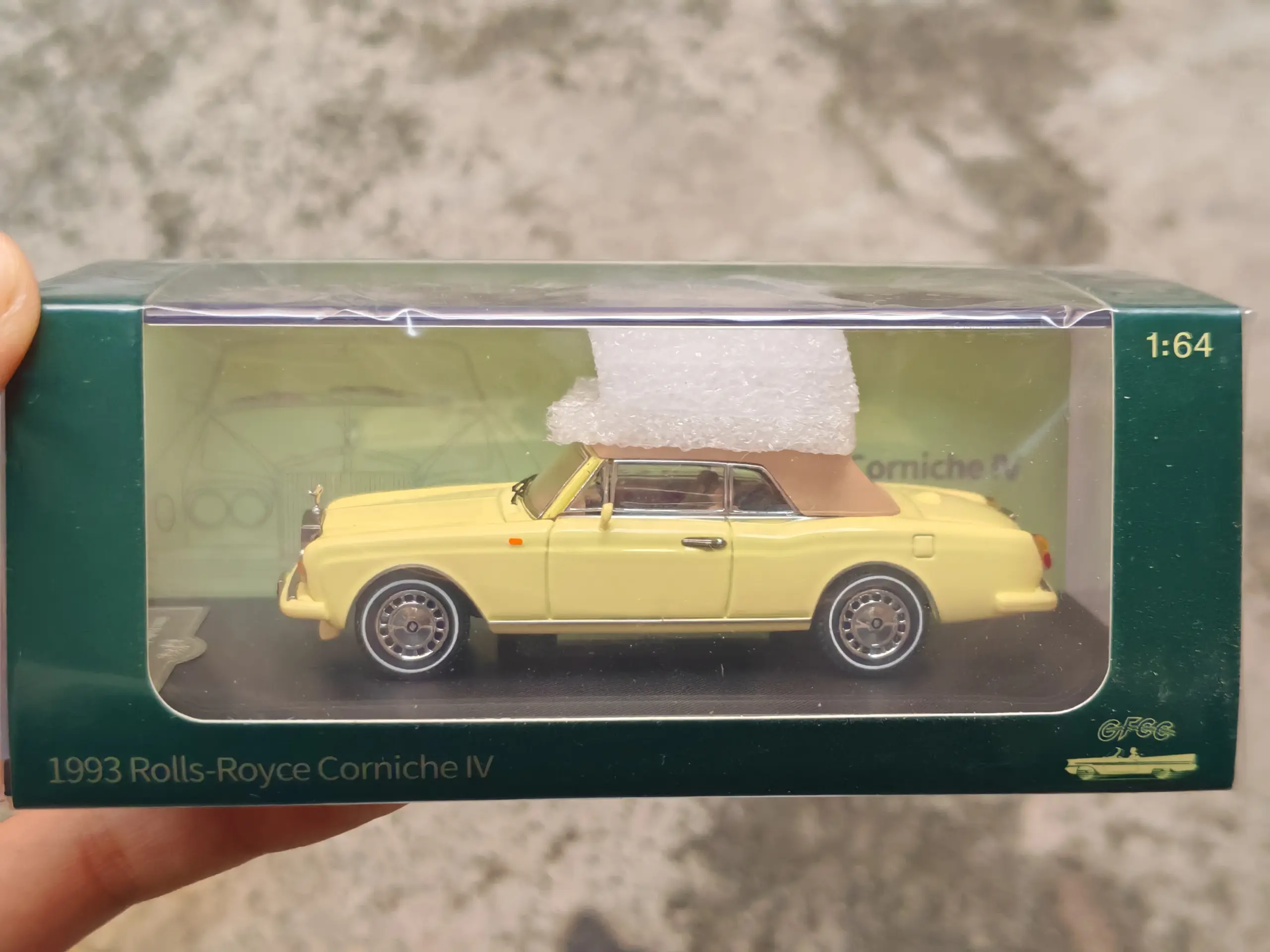 Rolls Royce Corniche IV 1:64 Scale Model 12 Rolls Royce Corniche IV 1:64 Scale Model - Image 12
