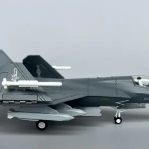 J-35 Stealth Fighter Model 1/72 Scale 9 S12a254a3060947a696e65d6ebeb04bf8m