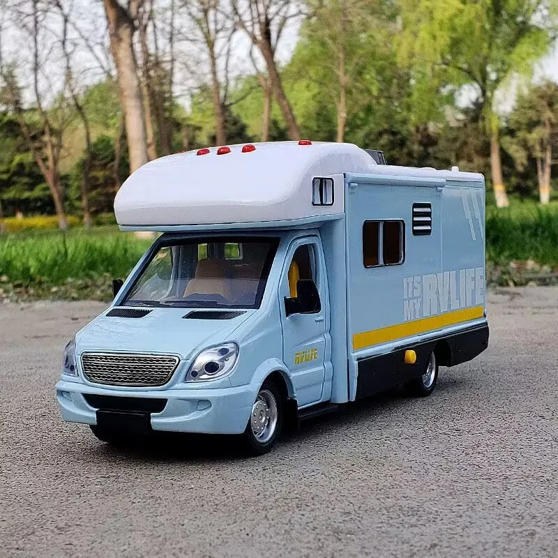 1:30 Scale Diecast Luxury RV Model 8 1:30 Scale Diecast Luxury RV Model - Image 8