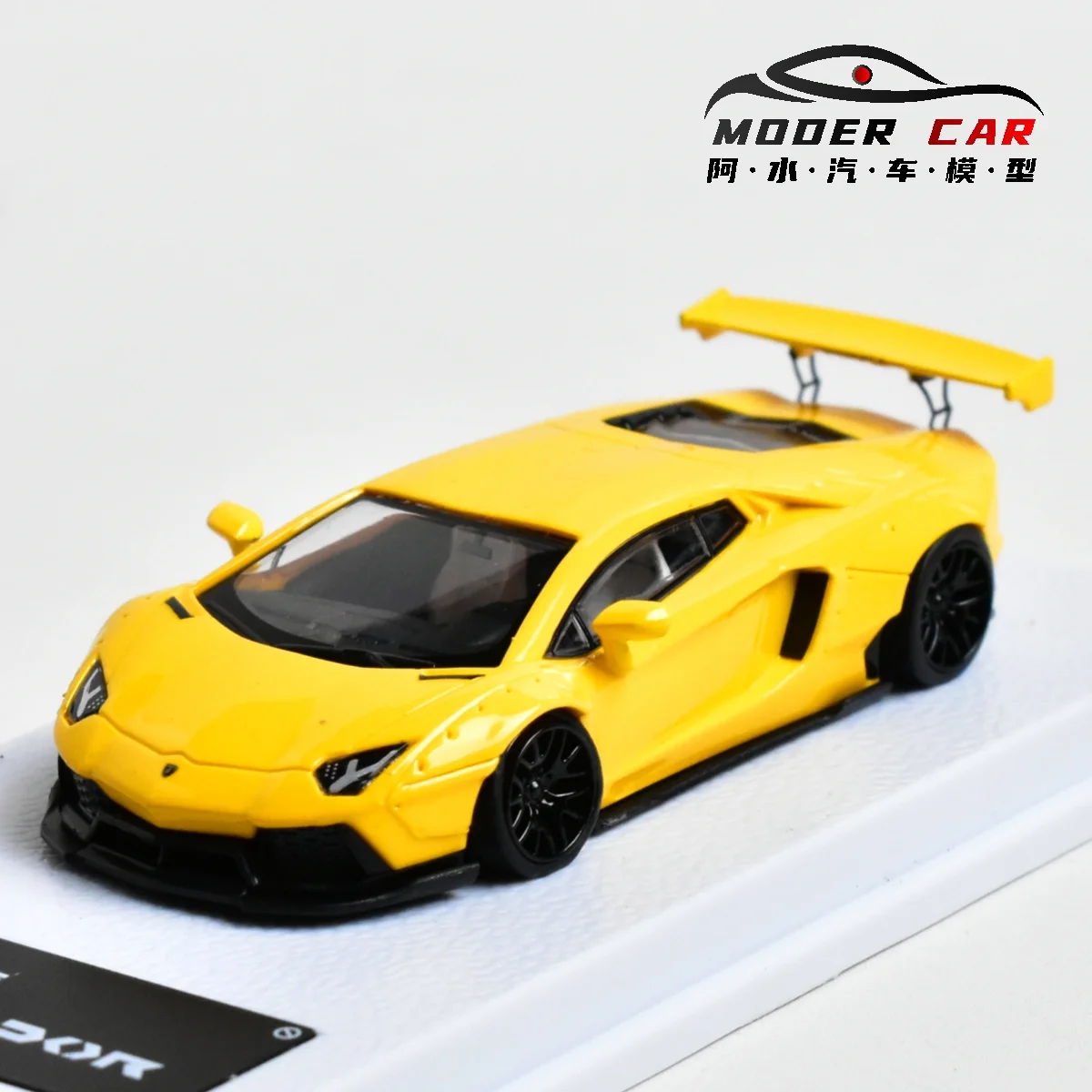 MJ 1:64 Diecast Lamborghini Aventador LP700-4 6 MJ 1:64 Diecast Lamborghini Aventador LP700-4 - Image 6