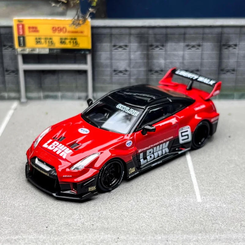 Skyline GTR-R35 Diecast Model 1:64 Scale 5 Skyline GTR-R35 Diecast Model 1:64 Scale - Image 5