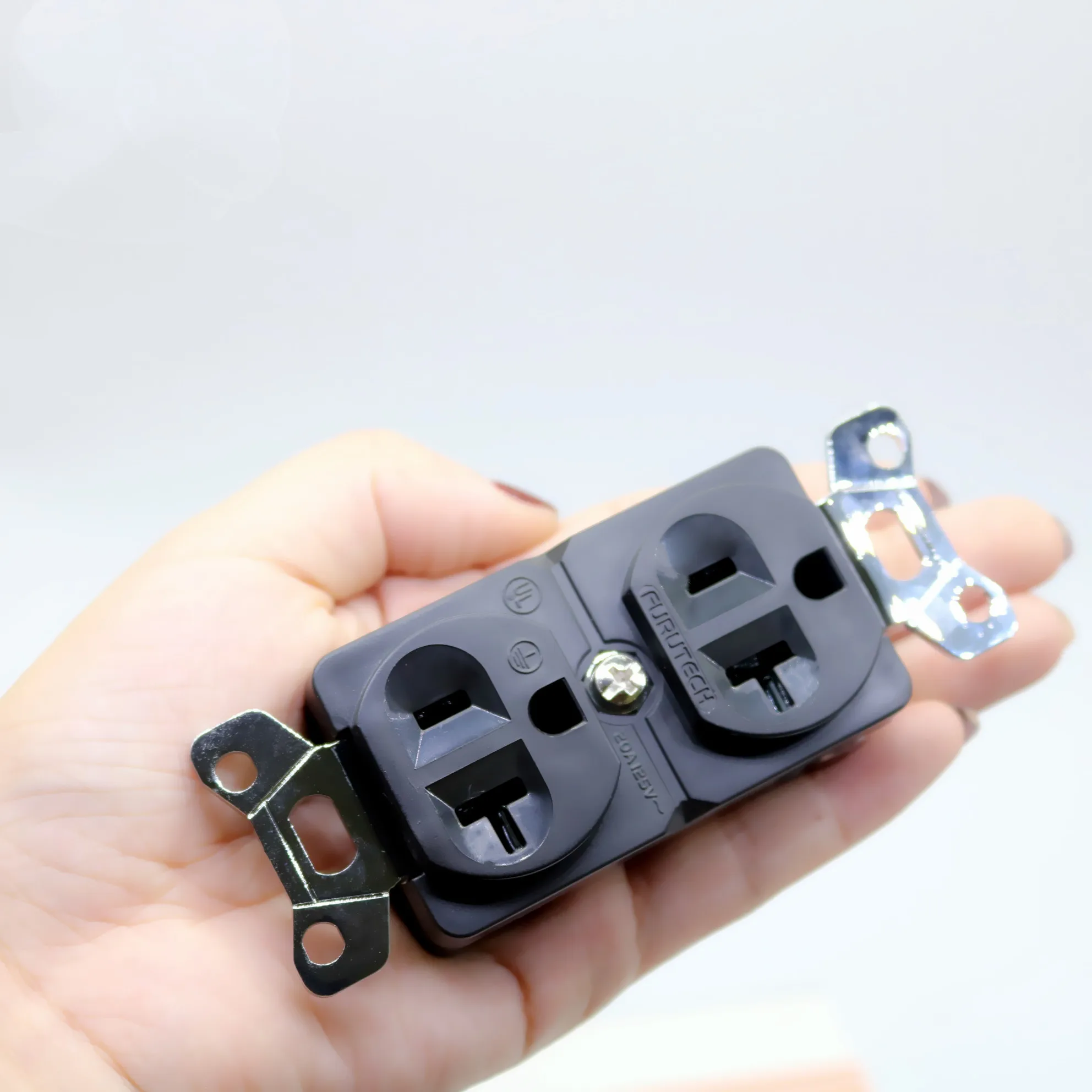 High-End Duplex Receptacle 20A 125V AC 5 High-End Duplex Receptacle 20A 125V AC - Image 5