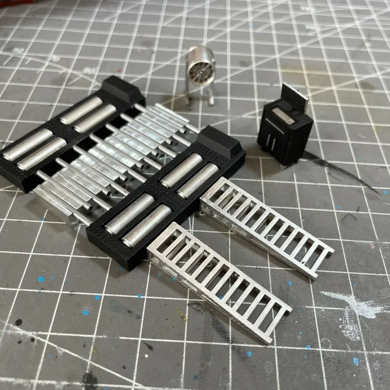 Dayu 1:64 Scale Garage Tool Set 6 Dayu 1:64 Scale Garage Tool Set - Image 6