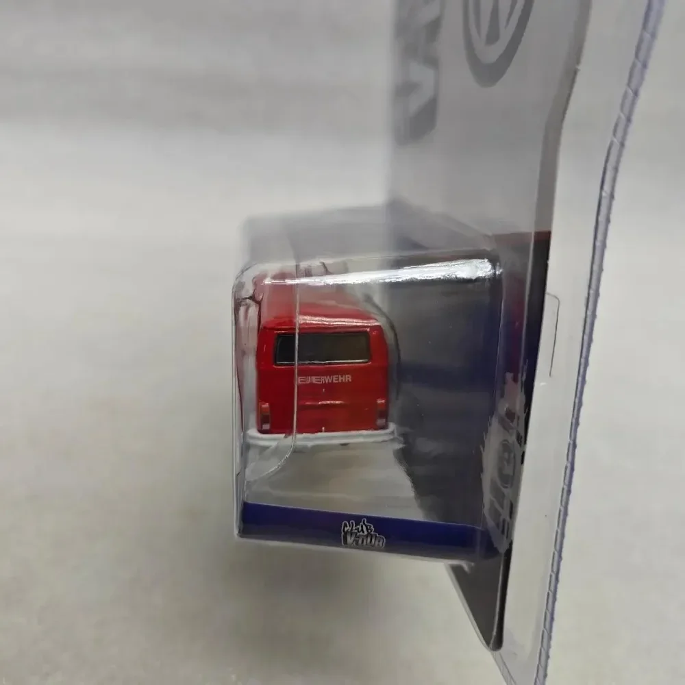 1978 Volkswagen T2 Bus Diecast 1:64 Model 5 1978 Volkswagen T2 Bus Diecast 1:64 Model - Image 5