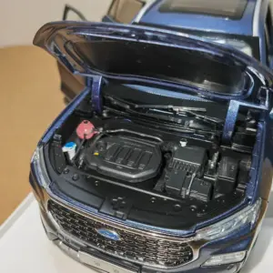 Ford Territory 1:18 Scale Diecast Model 13 S1eeab54f15c7430d85578aac0b2af83eM