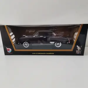 1:18 Scale Alloy Model 1950 Studebaker Champion 10 S1f6194250c8d4bf2a9c6b580a31bc148v