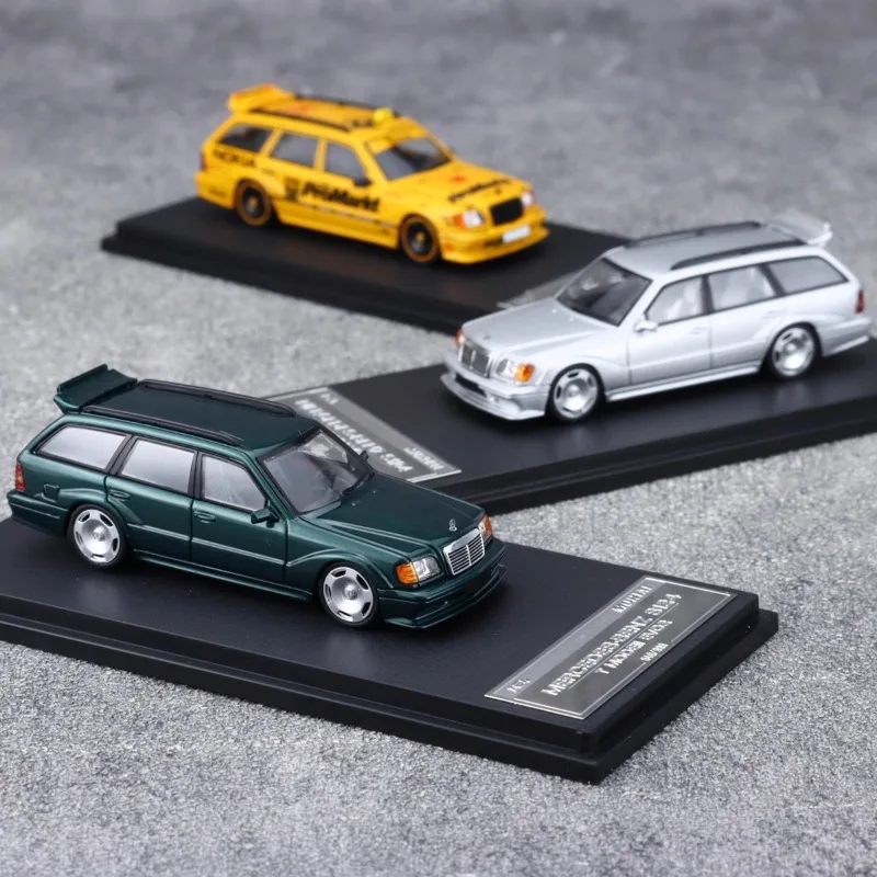 Benz S124 MODEII EVO2 Diecast Model Collection 3 Benz S124 MODEII EVO2 Diecast Model Collection - Image 3