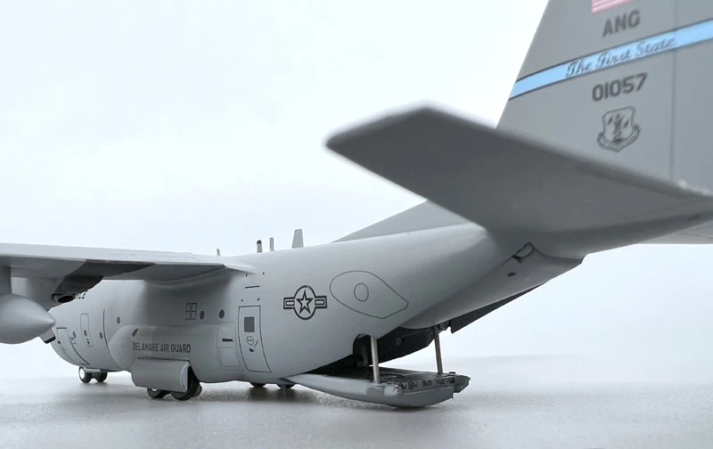 US C-130H Diecast Metal Model 1/200 Scale 6 US C-130H Diecast Metal Model 1/200 Scale - Image 6