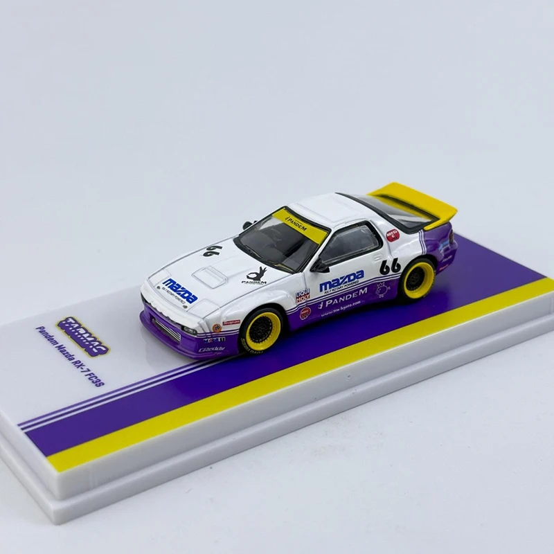 Mazda RX-7 FC3S 1/64 Scale Diecast Model 2 Mazda RX-7 FC3S 1/64 Scale Diecast Model - Image 2