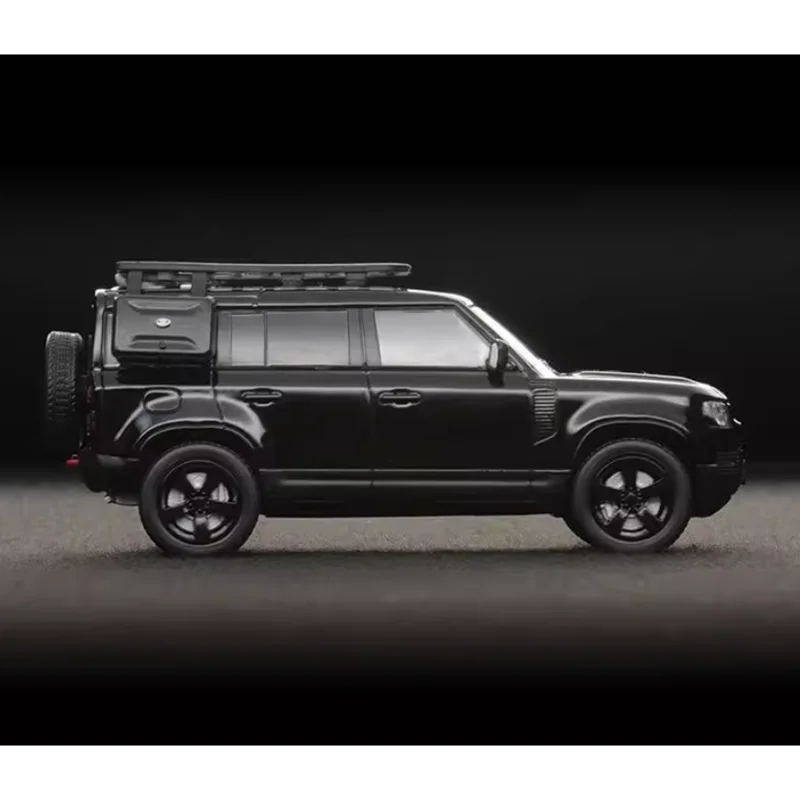 Diecast 1/64 Scale Defender 110 Model 3 Diecast 1/64 Scale Defender 110 Model - Image 3