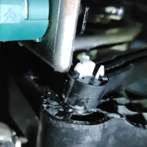 100 White Clutch Cylinder Clips for Citroen & Peugeot 7 S23159ba0d2174b1d9e65bf52a96e8b05z