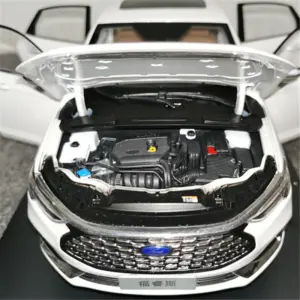 Ford ESCORT 2022 SUV 1:18 Diecast Model 11 S23385aa2f8214d0fbba1a46ea51b9d726