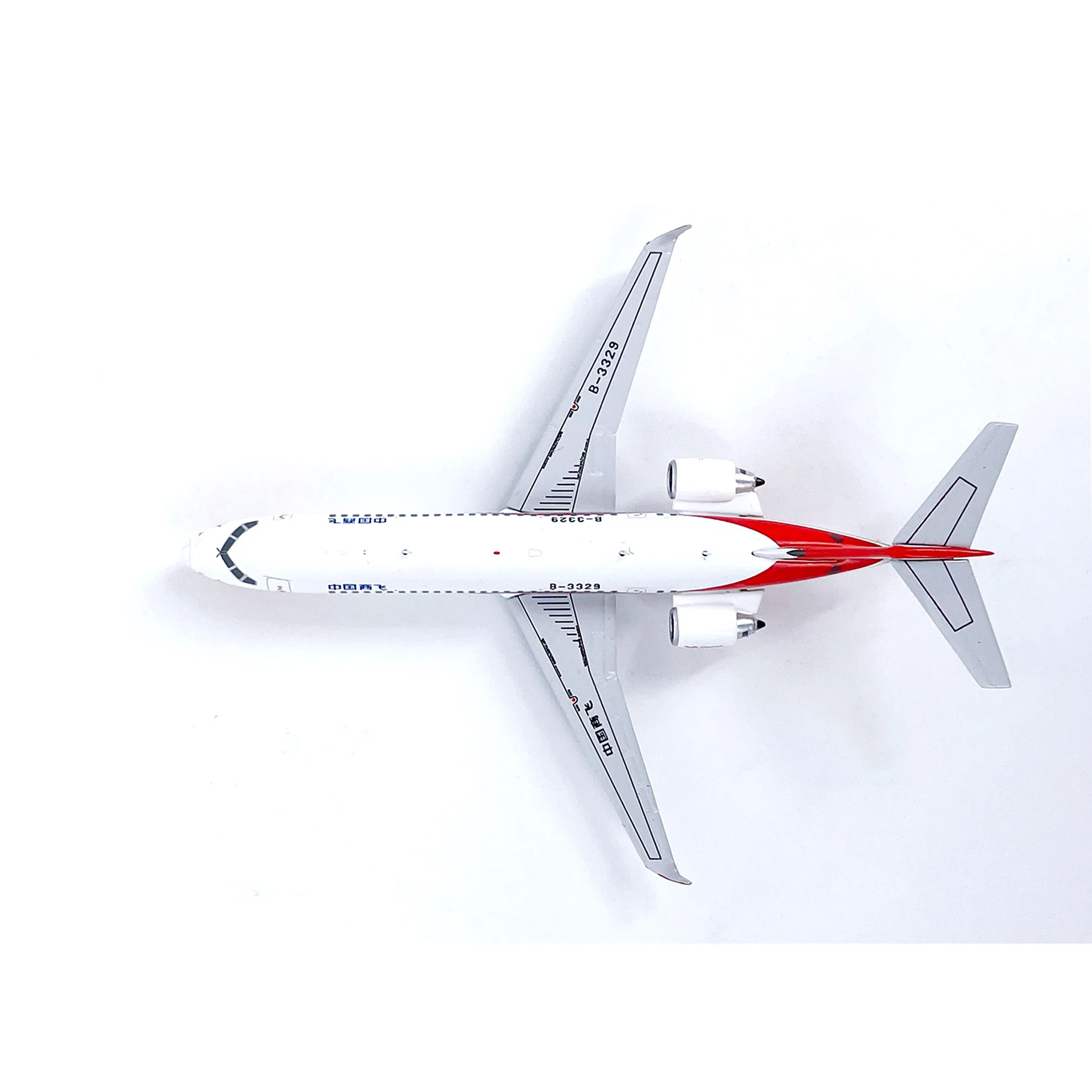 Diecast ARJ21-700 Model Aircraft 1:400 Scale 5 Diecast ARJ21-700 Model Aircraft 1:400 Scale - Image 5