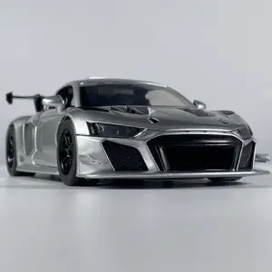 R8 LMS GT2 1:24 Scale Diecast Model Car 10 S25b5cbd463754bdd9203912056be688cY