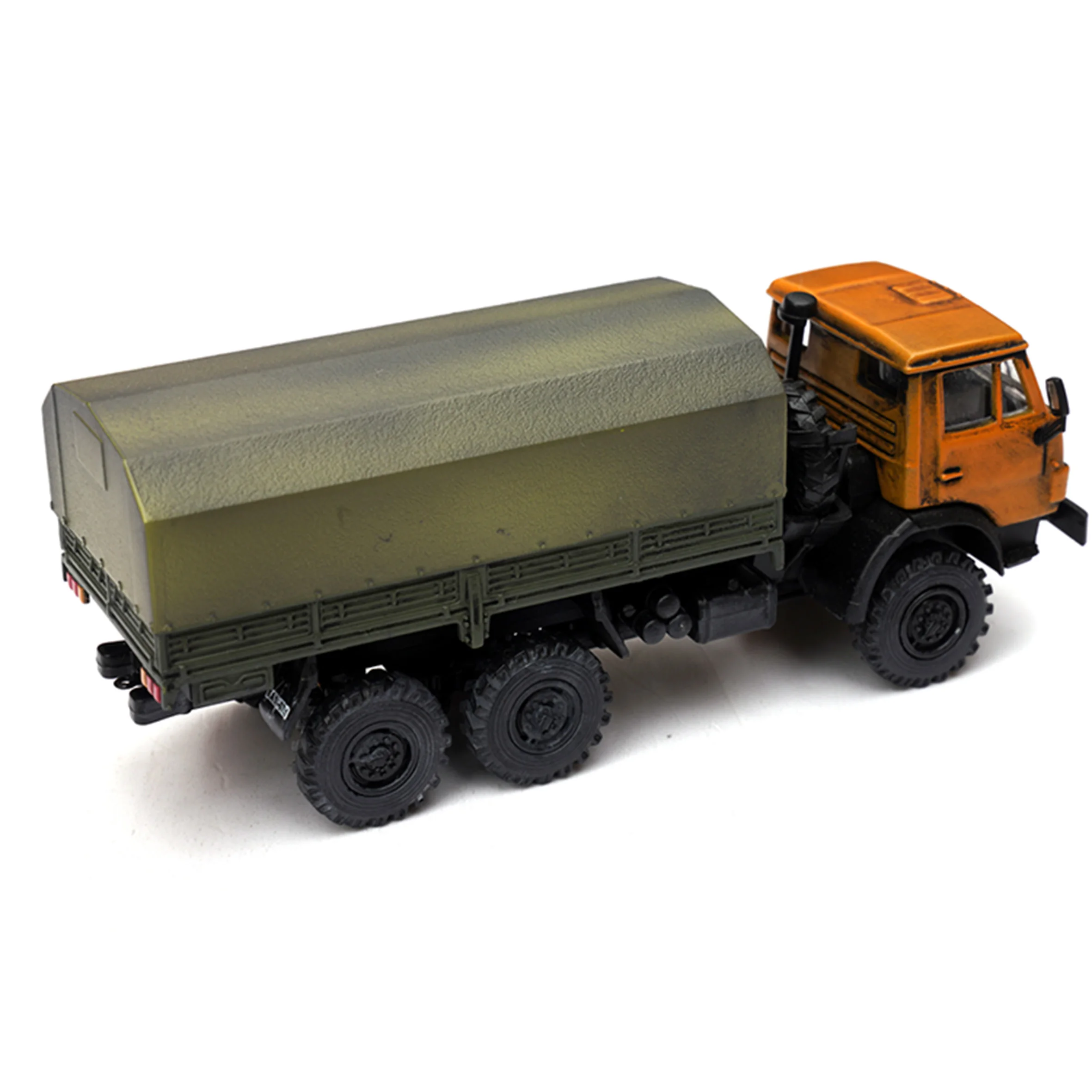 1:72 Scale KAMAZ43101 Truck Model by Trumpeter 6 1:72 Scale KAMAZ43101 Truck Model by Trumpeter - Image 6