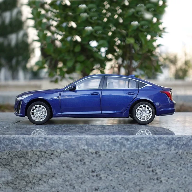 1:18 Scale Diecast Model CT4 CT5 Car 4 1:18 Scale Diecast Model CT4 CT5 Car - Image 4