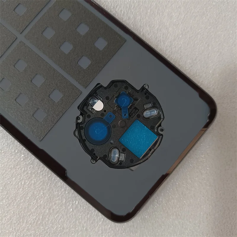 Stylish Back Cover for Realme 14 Pro Plus 2 Stylish Back Cover for Realme 14 Pro Plus - Image 2