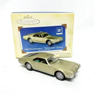 1966 Oldsmobile Toronado Coupe 1:43 Model 7 S281c23a2b4f0436392e1085a3169a91bT