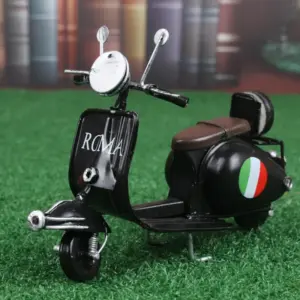 Vespa Motorcycle 1:18 Scale Model in Yellow 32 S28b8152db6ea42cd8d99d537f84cfa3dG