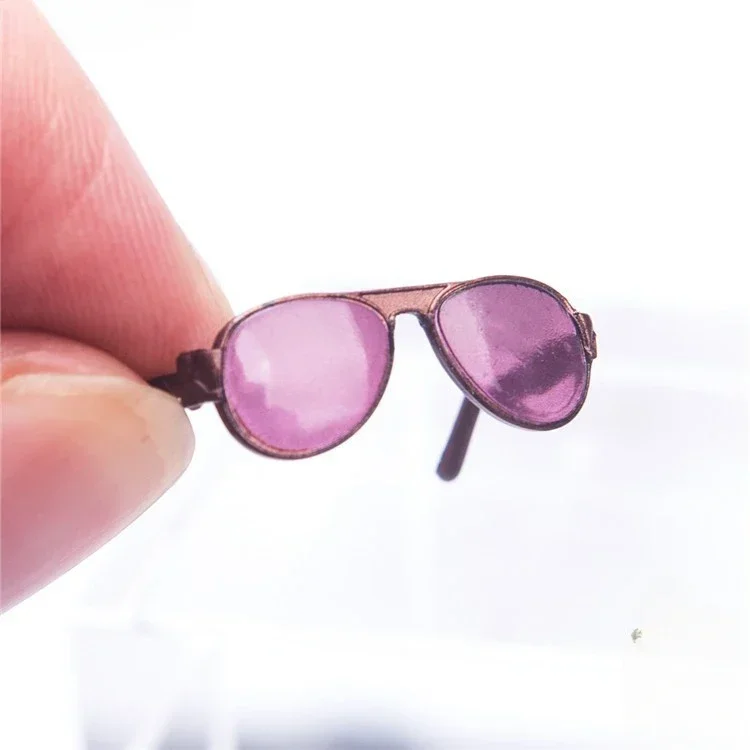 TYM140 1/6 Scale Trendy Sunglasses Set 5 TYM140 1/6 Scale Trendy Sunglasses Set - Image 5