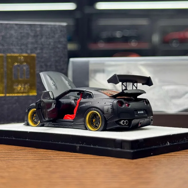 Nissan GTR R35 Rocket Bunny TRUST Model 1:64 6 Nissan GTR R35 Rocket Bunny TRUST Model 1:64 - Image 6