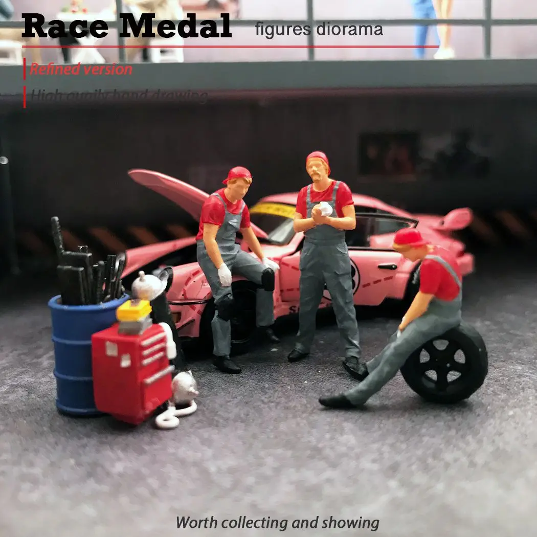 RM 1/64 Miniature Automobile Repairman Figure 2 RM 1/64 Miniature Automobile Repairman Figure - Image 2