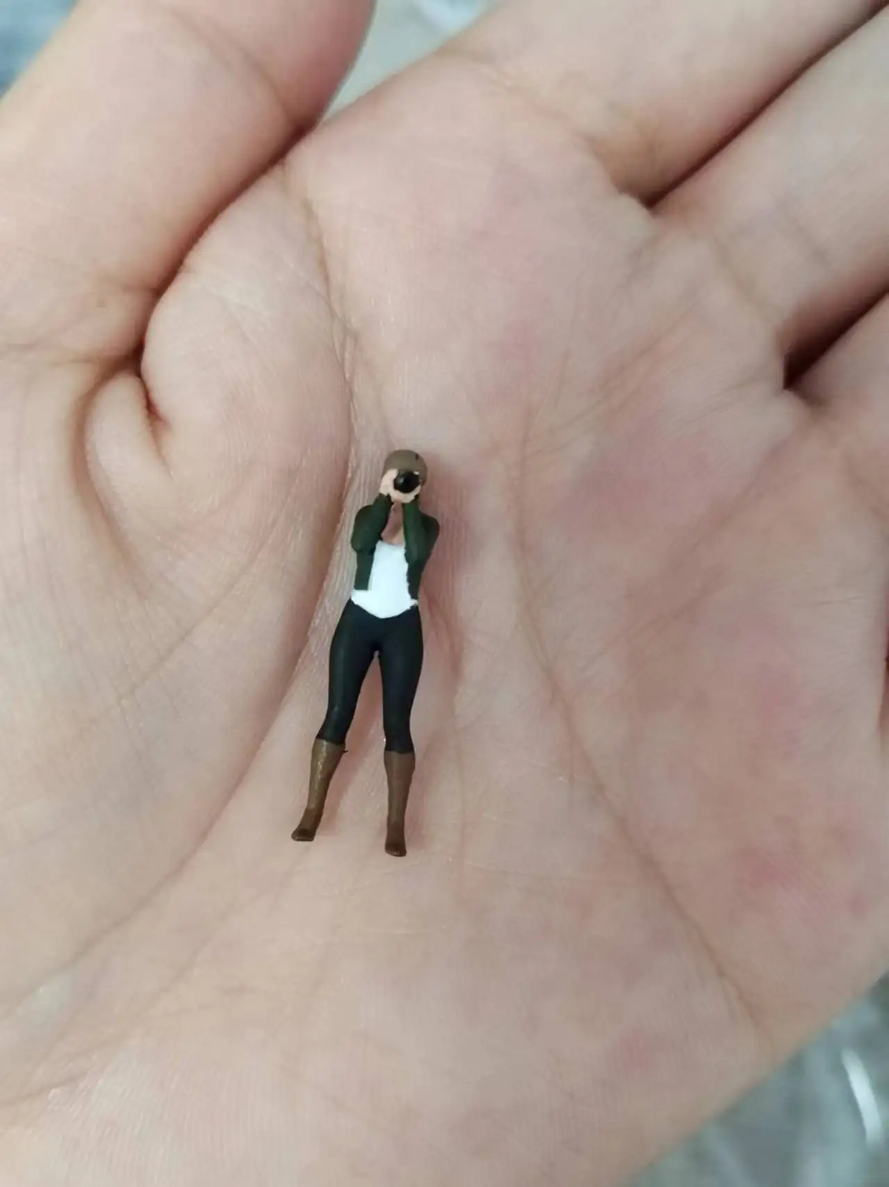 Resin Miniature Figures Set for Diorama 1:64 11 Resin Miniature Figures Set for Diorama 1:64 - Image 11