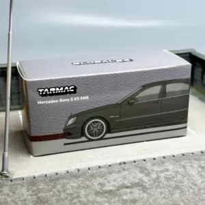 Diecast Mercedes-Benz S65 AMG 1/64 Scale Model 11 S2f8507ea33cc44668d79a376ce900d3ct