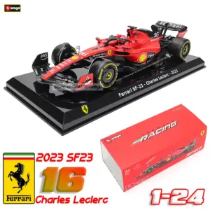 Mercedes-AMG W14E 1:24 Scale Diecast Model 25 S2fb8309b46044630a1251700c26d2e0eY