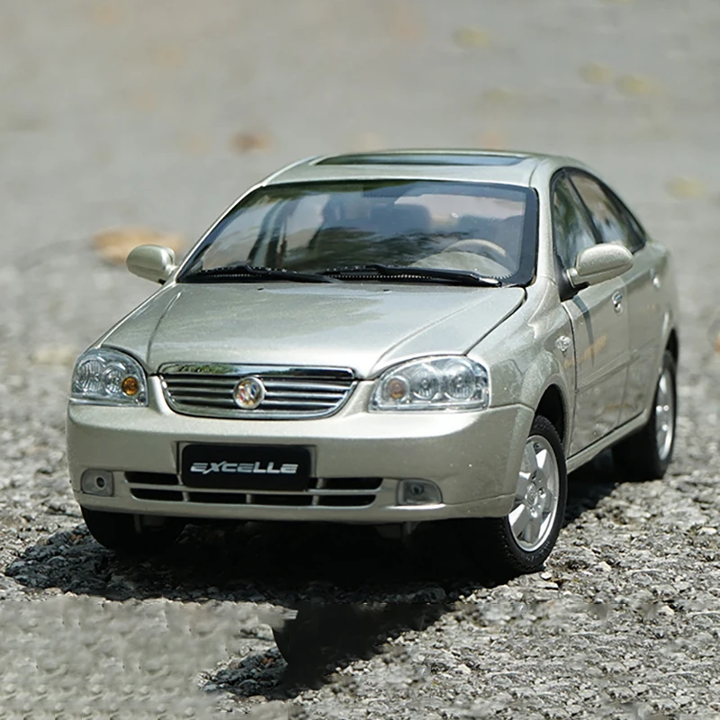 1/18 Buick Excelle Diecast Model Silver Finish 8 1/18 Buick Excelle Diecast Model Silver Finish - Image 8
