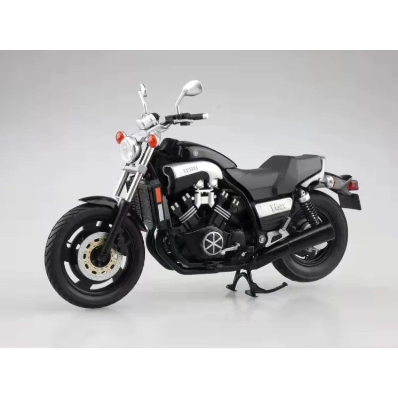 Yamaha Vmax 1/12 Scale Diecast Model Motorcycle 6 Yamaha Vmax 1/12 Scale Diecast Model Motorcycle - Image 6