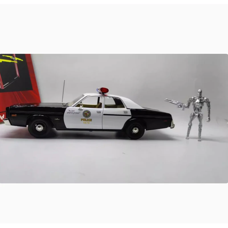 1977 Monaco Police Car 1:18 Diecast Model 3 1977 Monaco Police Car 1:18 Diecast Model - Image 3