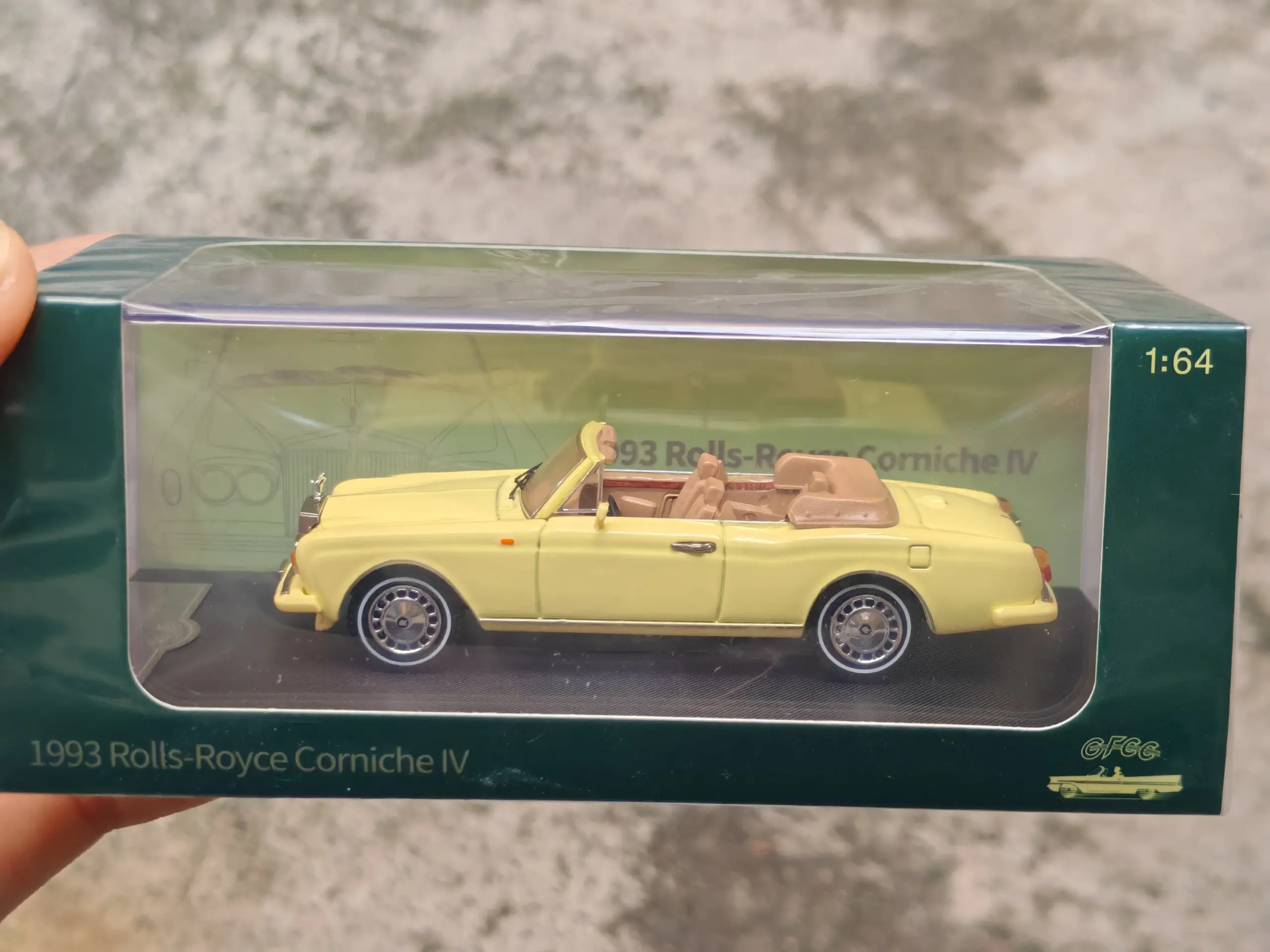 Rolls Royce Corniche IV 1:64 Scale Model 13 Rolls Royce Corniche IV 1:64 Scale Model - Image 13