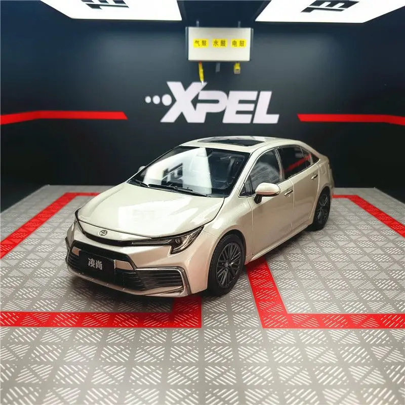 1/18 Scale Diecast Model of 2021 Toyota Levin 5 1/18 Scale Diecast Model of 2021 Toyota Levin - Image 5