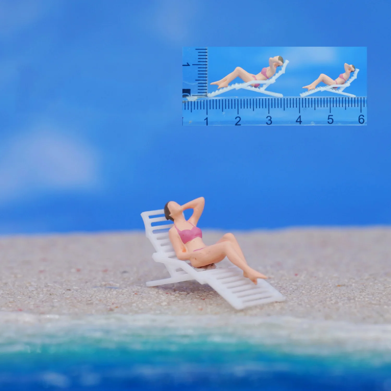 Resin Beach Diorama with Miniature Figures 10 Resin Beach Diorama with Miniature Figures - Image 10